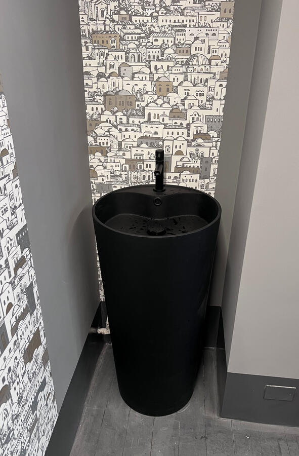 dettaglio lavabo interno